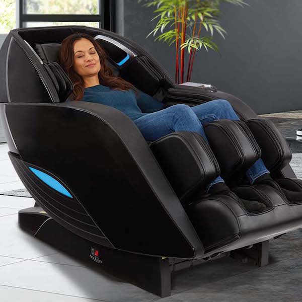 Kyota Yutaka M898 4D Massage Chair - Certified Pre-Owned